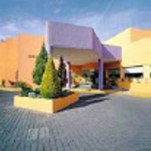 Fachada_del_hotel_Fiesta_Inn_Aguascalientes_Mahatma_Gandhi